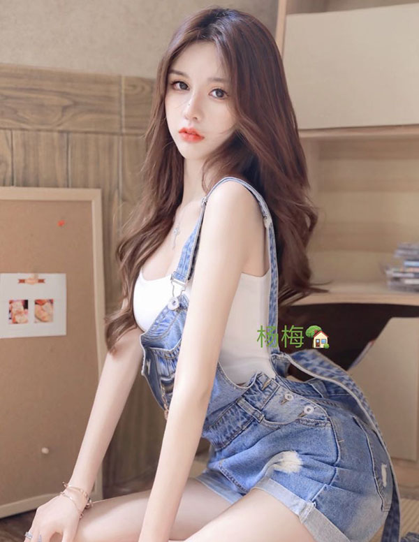 巴黎外围女大学生